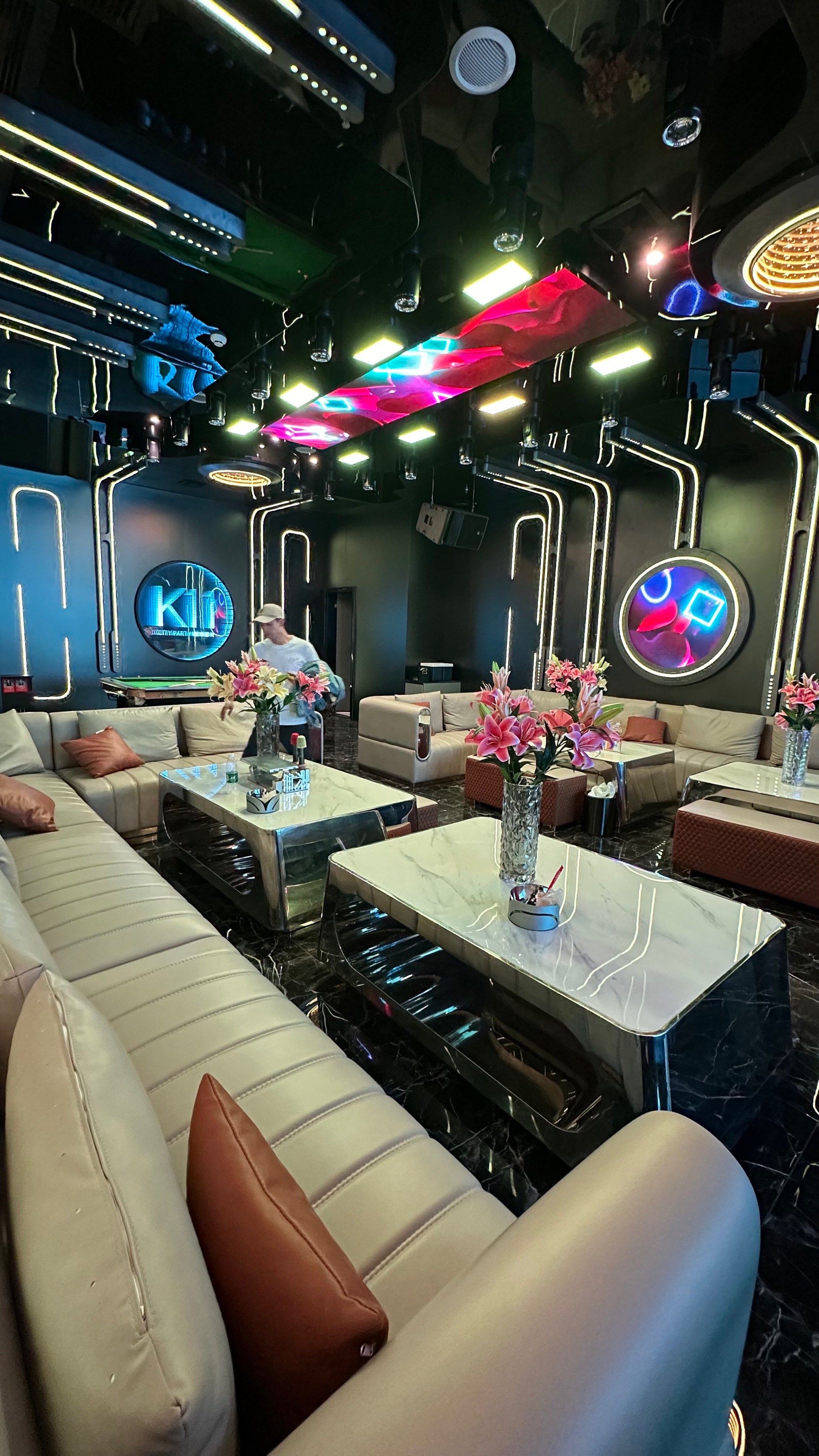 河池商务ktv与片场区别解析-东兰县ktv预定